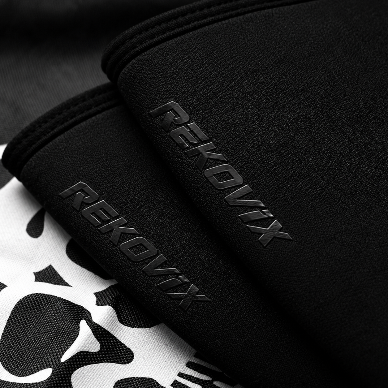 Rekovix 7MM Knee Sleeves